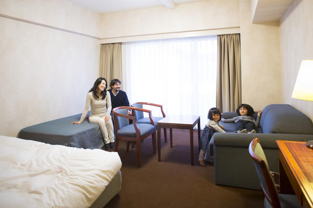 Hotel & Resorts Minamiawaji Exterior photo